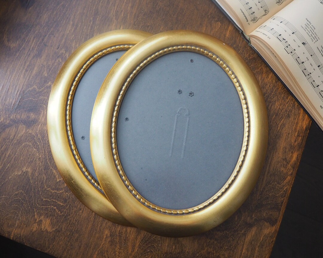 Set of Two Vintage Picture Frames Wooden Photo Frames Large Oval Photo