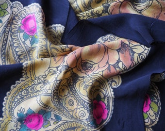 Vintage silk scarf | Silk scarf with roses | Large vintage silk scarf