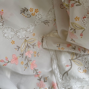 Vintage Tablecloth With Hand Shadow Work Embroidery And Crochet. Rectangular Vintage Tablecloth With Floral Embroidery And Crochet Lace.