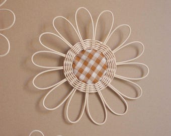Large rattan daisy flower: Flower wall decoration for children's and baby's room