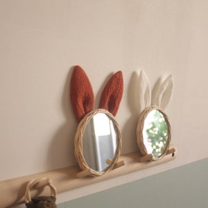 petite miroir en forme de lapin