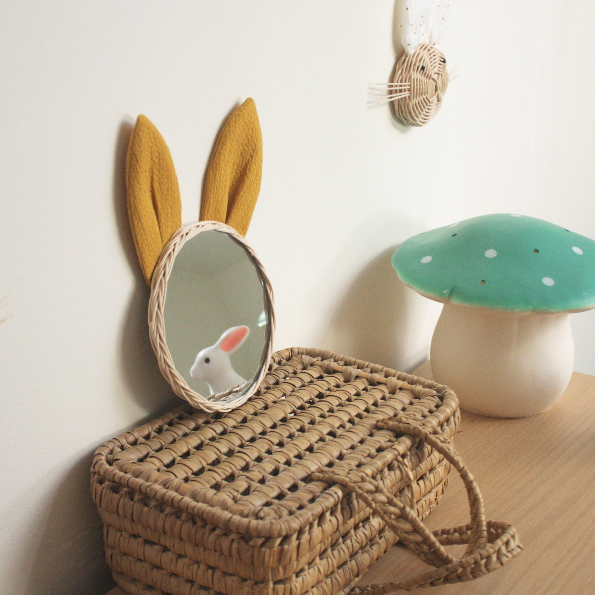 ラタンのウサギの鏡：子供部屋や赤ちゃんの部屋の壁飾り - Etsy 日本