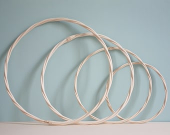 Cercle Rotin DIY / 3 brins : Cercle en bois - support mobile