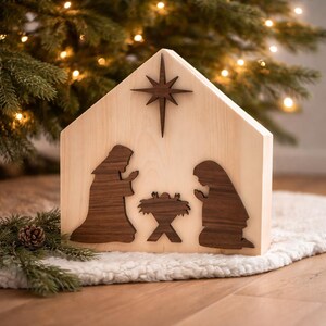 Belén de madera de pino suizo