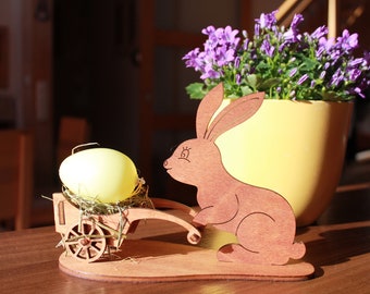 Osterhase mit Karre