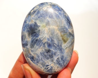 Rare Blue Kyanite Palm Stone, Crystal Chakra Healing Stones, Higher Power Protection, Pocket Stone, Loose Stone, Healing Crystal, Palm Stone