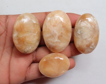 4 Pieces Shiny Peach Stilbite Palmstone, Natural Peach Stilbite Crystal Stone, Smooth Stilbite Palm, Crown Chakra, Zeolite Palm Stone
