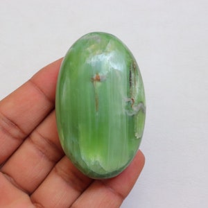 Rare! Shiny Green Kammererite Palmstone, Natural Kammererite Stone, Polished Kammererite Meditation Stone, Gift for Her, Third Eye Chakra