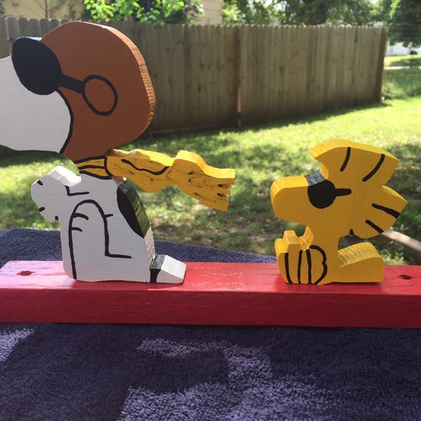LARGE Snoopy Flying Ace Dog House Fence Line Garden Topper Woodstock Red Baron Top Outdoor