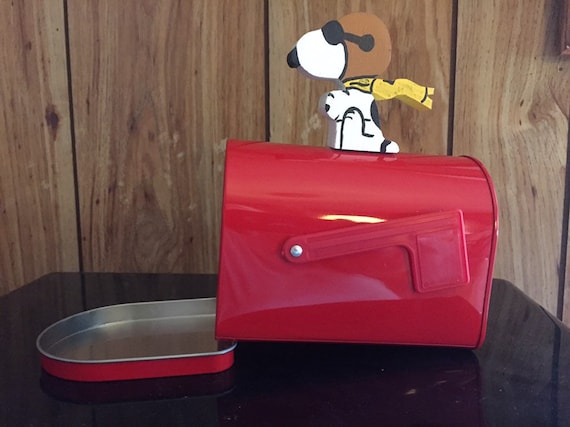 Peanuts Snoopy Flying Ace Red Baron Dog House Metal Mailbox Etsy
