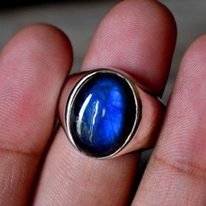 Blue Labradorite Ring, 925 Sterling Silver, Signet Ring, Labradorite Silver Ring , Unisex Ring , Labradorite Gemstone , Mens Ring