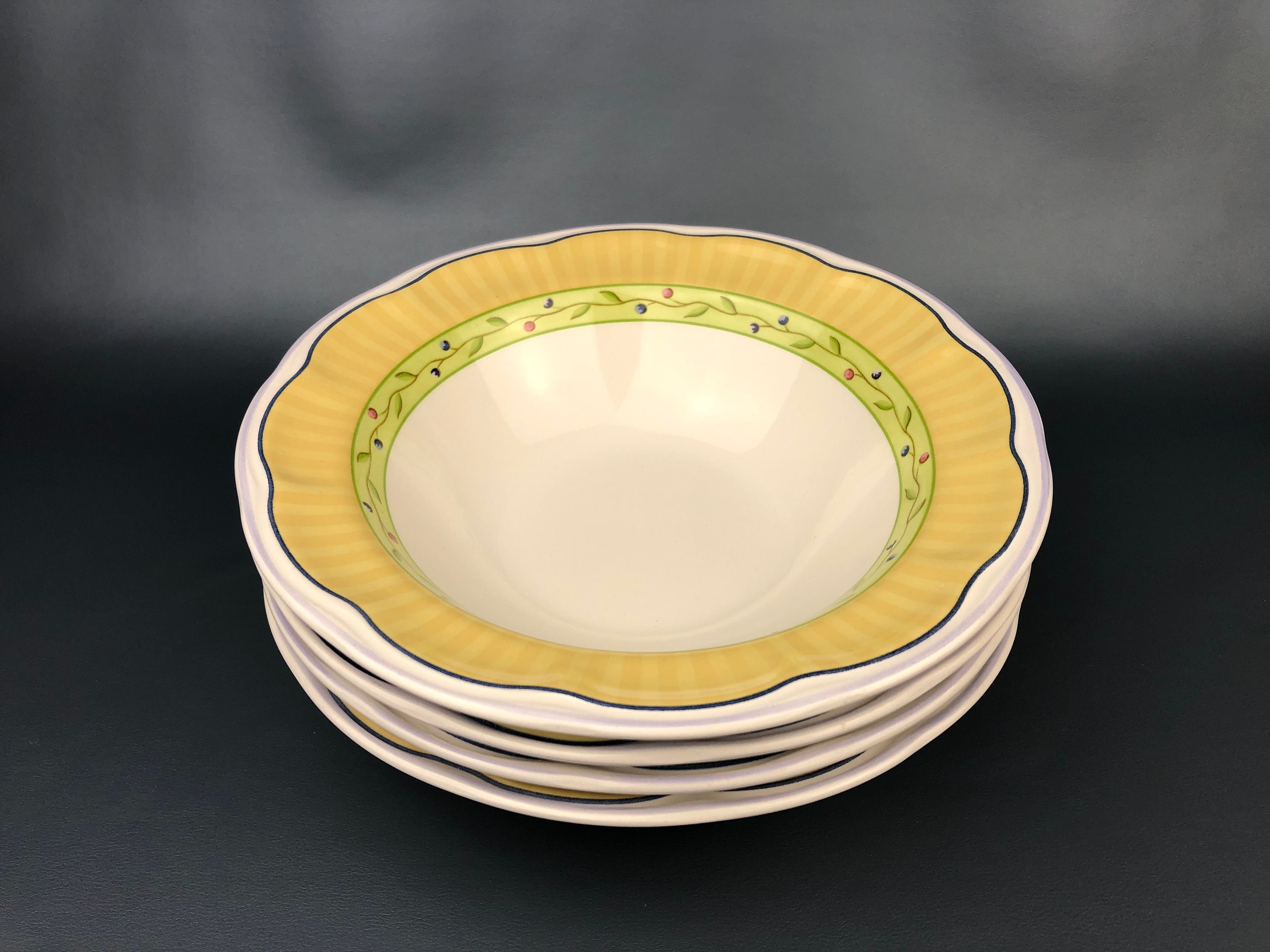 Buy wholesale Ceramic salad bowl Ø21cm 1,5L / Vintage red PROVENCAL