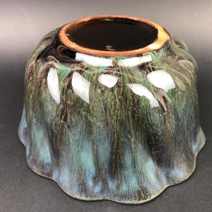 Fabulous Vintage Drip Glaze Ruffled Ceramic Bowl/Planter/Jardiniere 6.8" Wide, 3.5" High