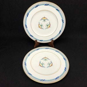 COALPORT Set of 2 Fine Bone China Vintage Luncheon Plates ‘The President’ Pattern 8.75” Designed by A. Langford for Coalport