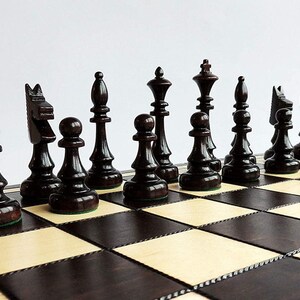 CHESS CLUB 47cm / 18in Tournament Wooden Chess Set, Handcrafted Classic Chess Game image 3