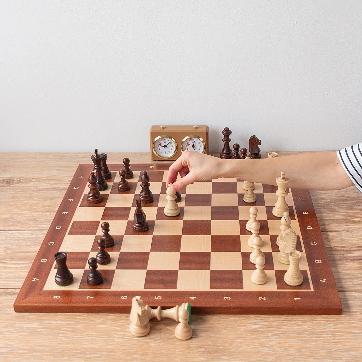 Professional CHESSBOARD 54cm / 21in Flat Clean Inlaid Mahogany & Sycamore Tournament 6 Non Folding Chess board (Alpha Numeric)