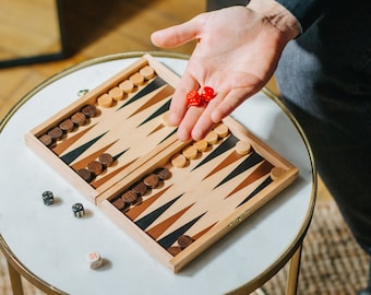 Wooden classic board game BACKGAMMON portable set | MEDIUM size 19x25cm | Master of Chess