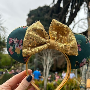 Minnie Mouse floral ear headband for adult,green and gold Minnie ears for Disney trip, Flower Minnie headband ears,Epcot Flower Festival ear
