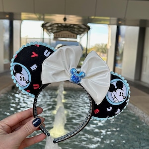 Classic Mickey ears headband for adults, Retro inspired Minnie Ears Headband for kids, Blue and White Mickey Mouse ears, headband for Disney