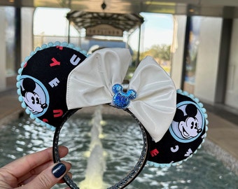 Retro Mickey Mouse ear headband for disney trip, classic handmade Mickey ear headband, disney headband for mickey themed outfit, minnie ears