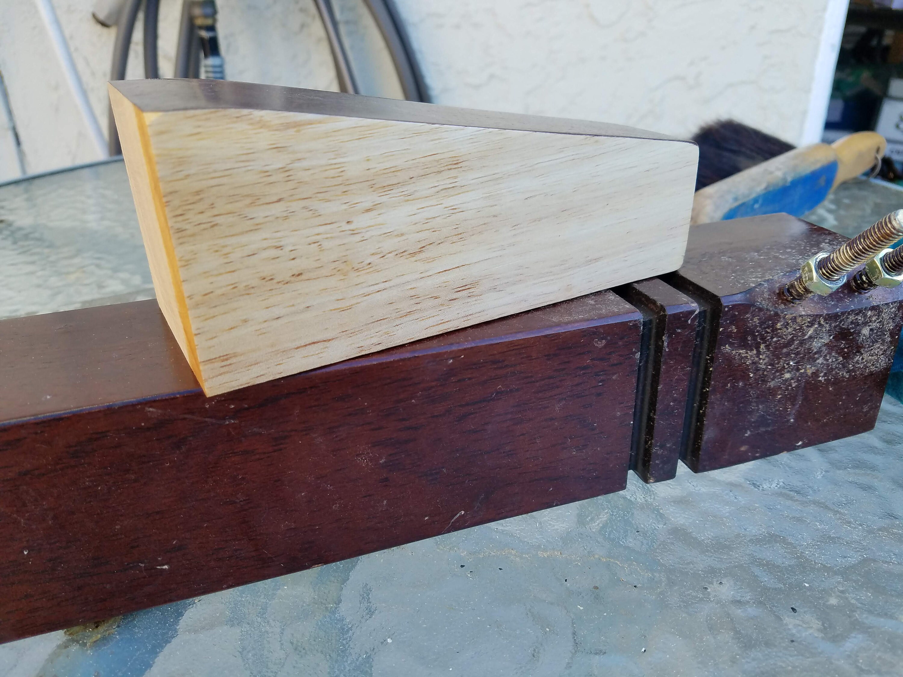 Caja de madera con los pies hecha de pierna de mesa vieja y | Etsy