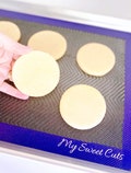 Baking Mat - Cookie Baking Mat - Nonstick - Non spread - Silicone Baking Mat