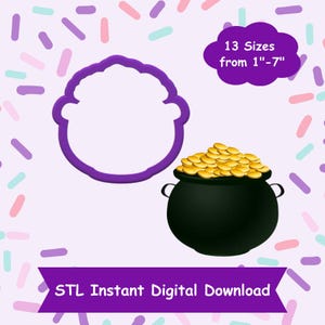 Puede incluir: Un archivo STL de descarga digital en color morado para un cortador de galletas impreso en 3D en forma de olla de oro. La olla es negra con un montón de monedas de oro dentro. El texto "13 tamaños de 1"-7" está en una nube blanca. El texto "STL Descarga digital instantánea" está en una cinta morada.