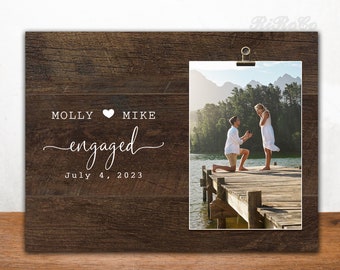 ENGAGEMENT GIFTS for Couple, Personalized Wedding photo frame, 4x6 picture