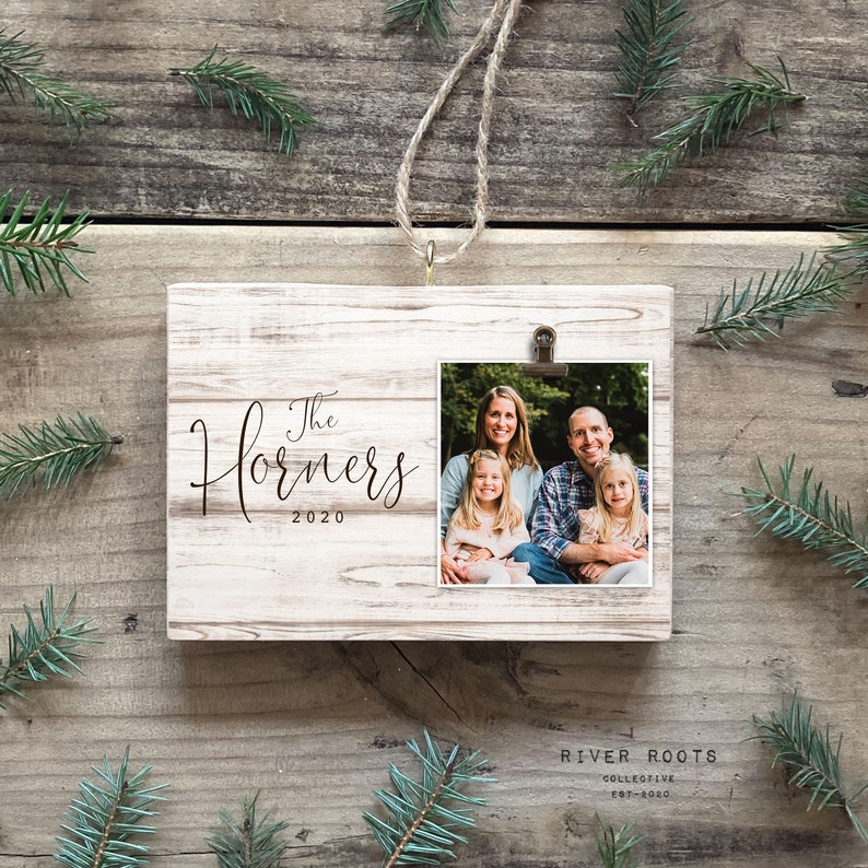 Family Valentine/'s Ornament Personalized Picture Frame Valentine/'s Ornaments