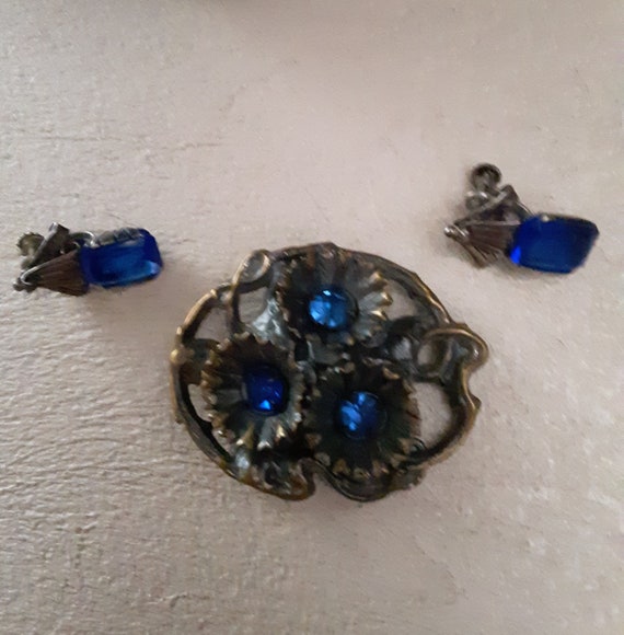 Vintage Brooch and Earrings - Blue Stones