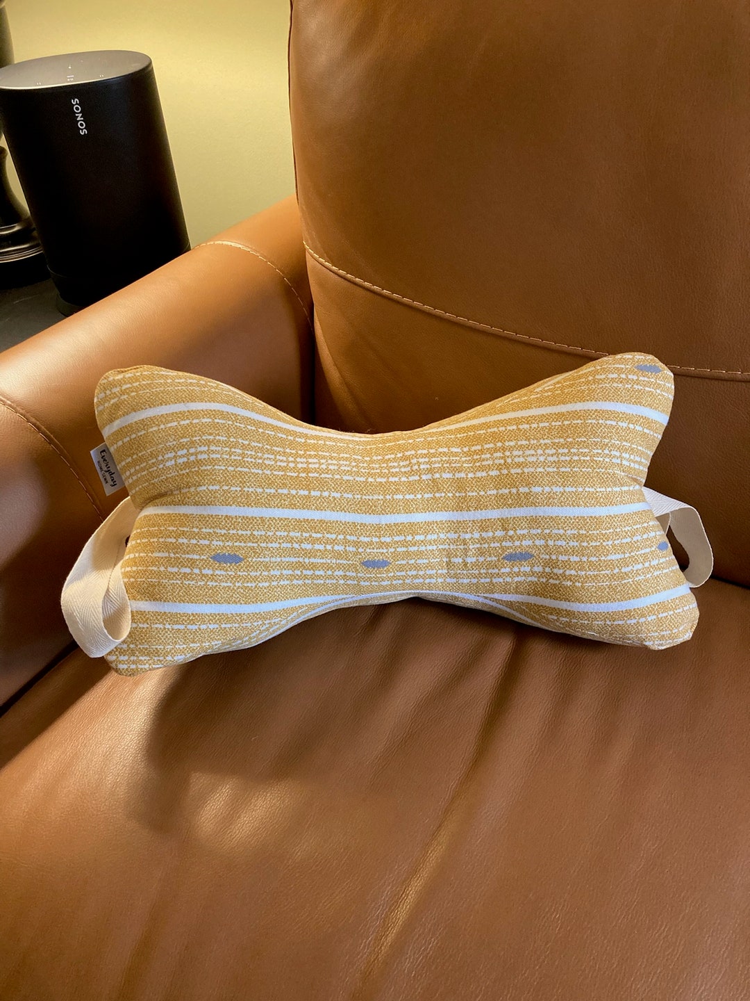 Ergo Neck Pillow Gold Linear, Neck Pillow, Neck Support, Therapudic