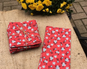 Red w/ Blue Rose Cotton Napkins - set of 4, cloth napkins cotton, cloth napkin set, cloth dinner napkin, table napkin, reusuable
