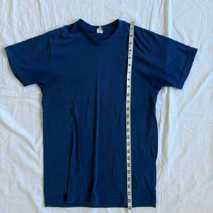 Vintage Late 80s Lee Blank Blue T-Shirt | Single Stitch Made in USA 50/50 Blend | Retro Soft Thin Minimalist Tee | Medium 38-40 image 4
