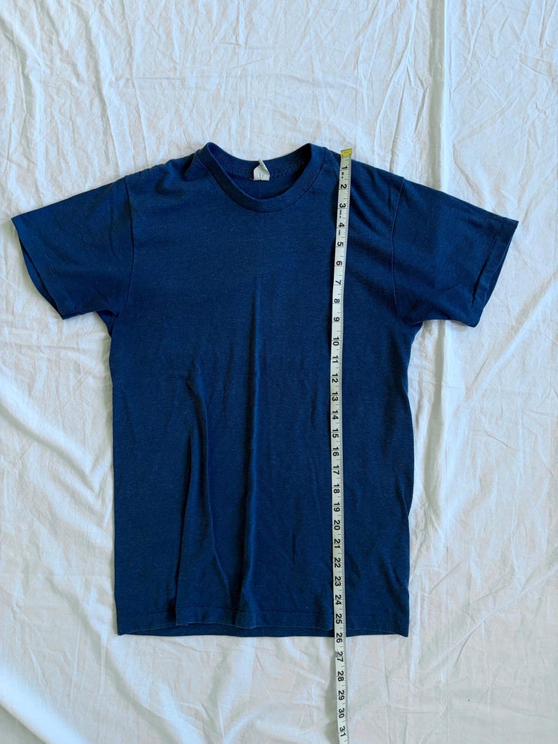 Vintage Late 80s Lee Blank Blue T-Shirt | Single Stitch Made in USA 50/50 Blend | Retro Soft Thin Minimalist Tee | Medium 38-40 image 4