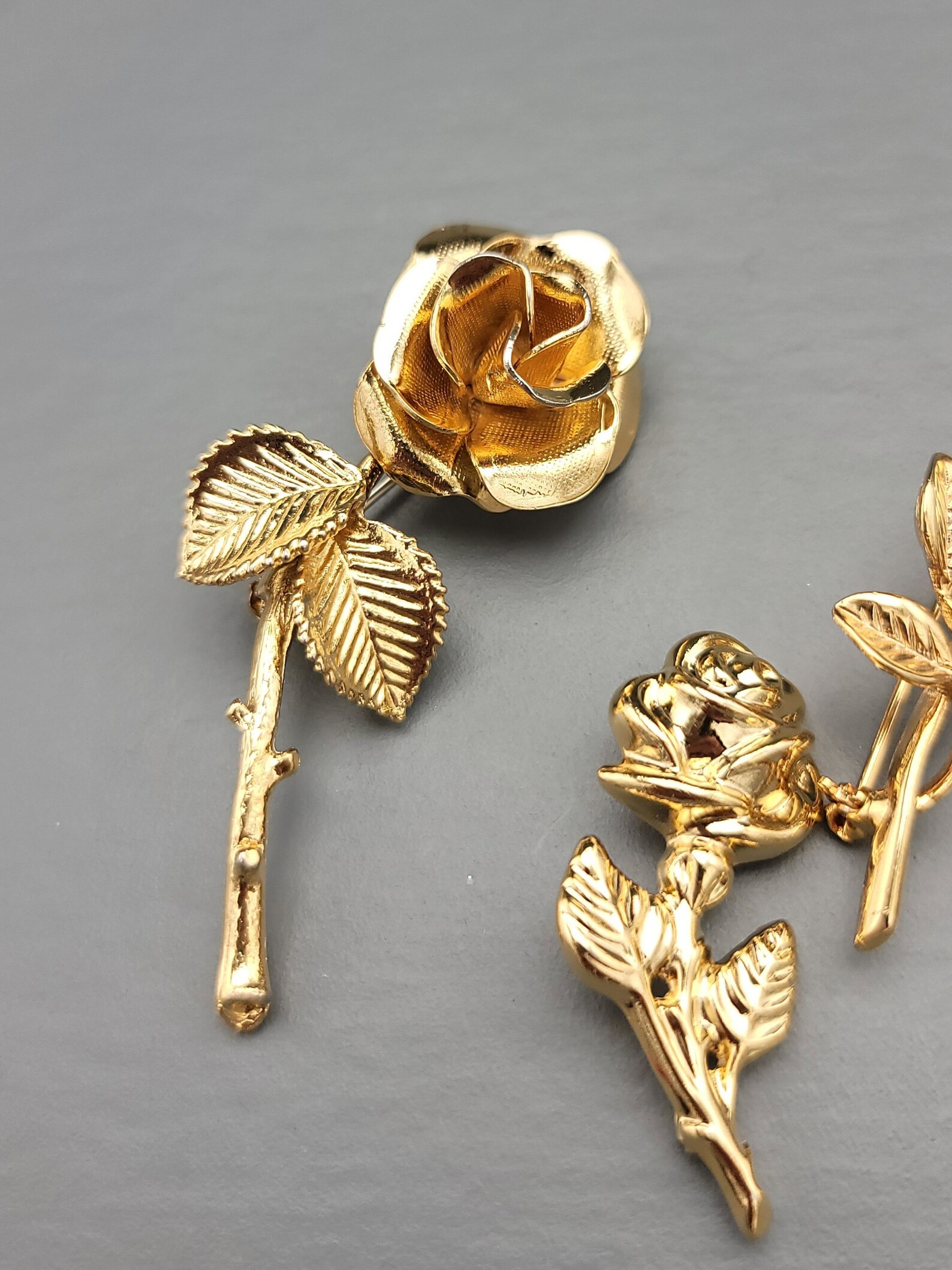 Lot of 4 Stunning Rose Pins Goldtone Etsy