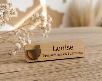 Personalized wooden badge and gold preparer logo / Pharmacy assistant - pharmacy assistant badge - assistant badge