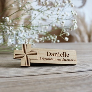 Customizable wooden pharmacy cross badge