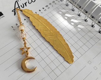 Metal bookmarks - Golden feather - Gold feather bookmarks - Bookmarks with pearls - Gold moon and star