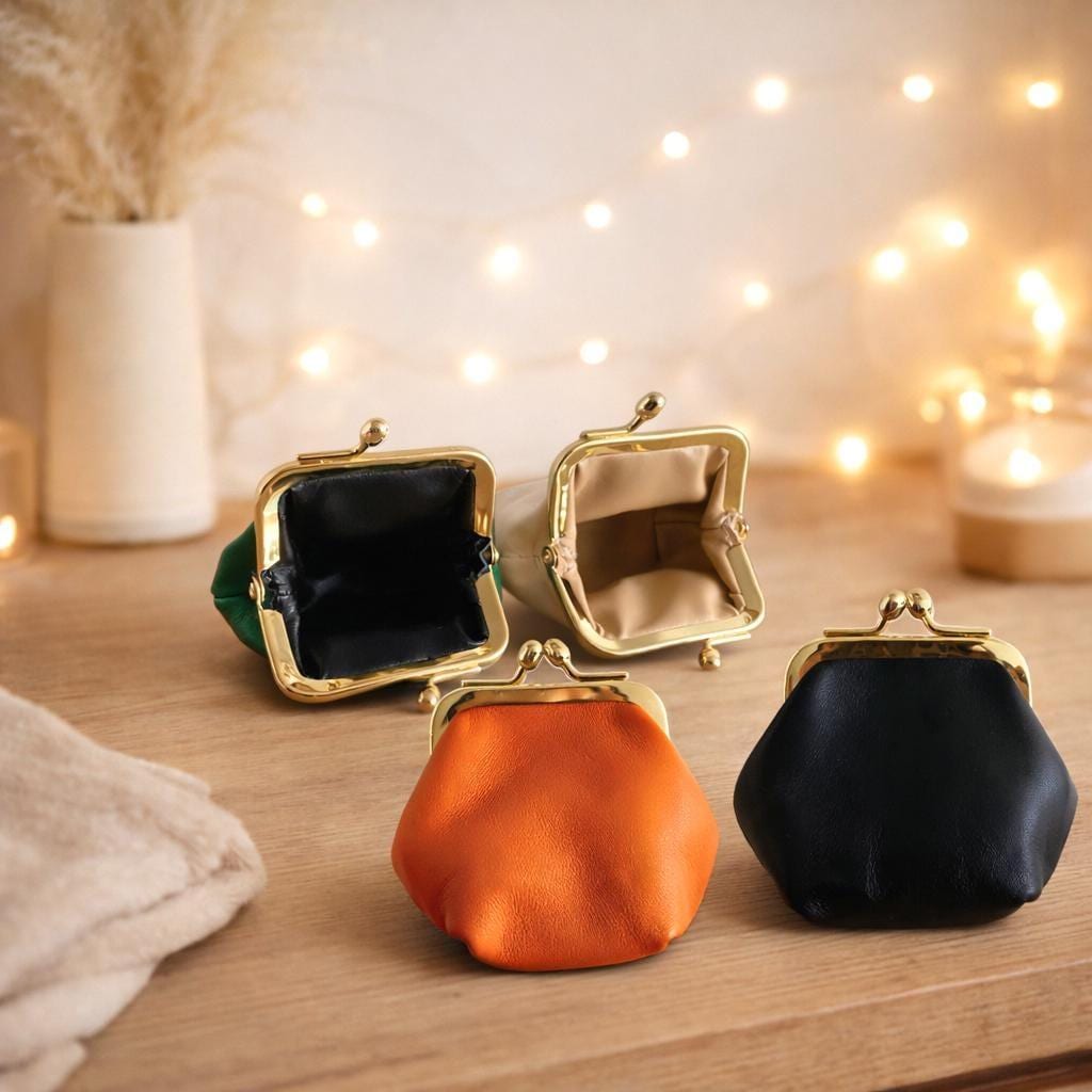 Small Vintage Leather Coin Purse for Women With Snap Closure, Mini