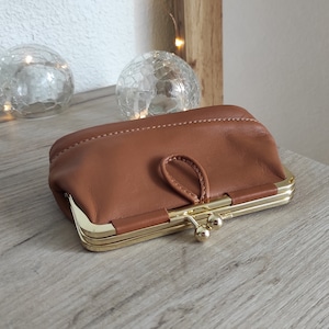 Large vintage coin purse with golden clic-clac clasp Old genuine leather purse Large leather purse for coins and notes image 10