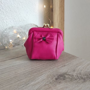 Genuine leather bow bow coin purse Vintage clic clac clasp purse Flowery interior leather purse image 10