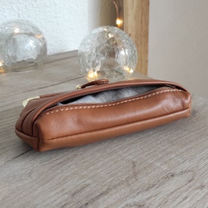 Large vintage coin purse with golden clic-clac clasp Old genuine leather purse Large leather purse for coins and notes image 8
