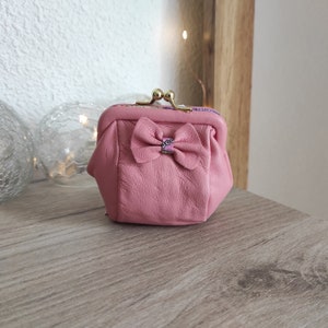 Genuine leather bow bow coin purse Vintage clic clac clasp purse Flowery interior leather purse image 8