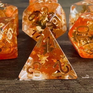 Fall Leaves DnD Dice Set for Dungeons and Dragons | D20 TTRPG Polyhedral Dice Set | Falling Leaves Inside!