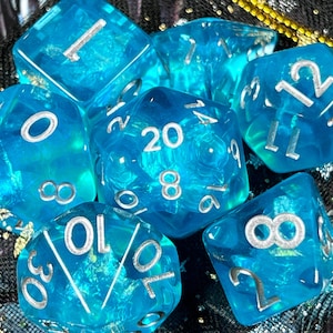 ダンジョンズ＆ドラゴンズ用ウォーターパールダイスセット | D20 TT RPG多面体ダイスセット | パール箔付きブルー樹脂スイミングダイス