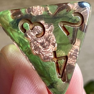 Wolf Head dnd Dice Set for Dungeons and Dragons | D20 TTRPG Polyhedral Dice Set | A Wolf Head Charm in Every Die!