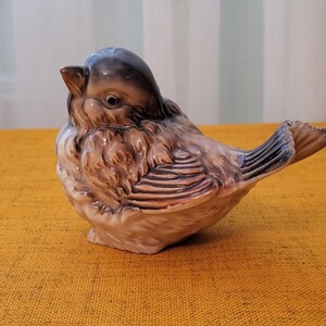 Porzellan Figur Vogel Spatz Vintage alte Figur