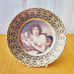Collector&#39;s plate, ancient plate, porcelain wall plate, portrait plate