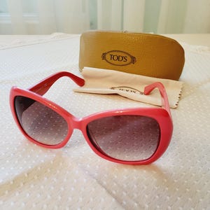 Tod\'s Red and Tan Sunglasses with Case Tod main image 2