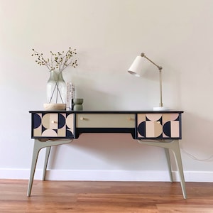 Bureau uit het midden van de eeuw, retrostijl/verkocht, maar kan opnieuw worden gemaakt, neem contact met mij op